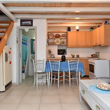 Centrally Located House For 3 People In * Naousa (Paros)